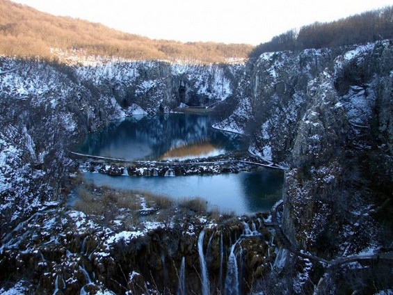 10-prekrasniot-nacionalen-park-plitvichki-ezera-vo-hrvatska-www.kafepauza.mk_.jpg