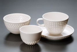 Порцелански предмети изработени со техниката оризово зрно