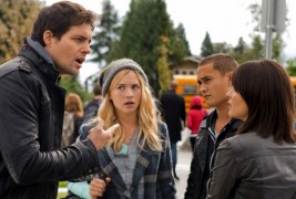 Неочекуван живот (Life Unexpected)