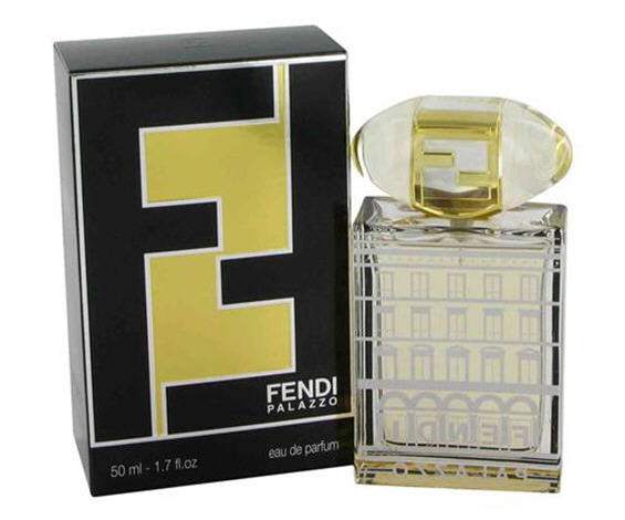 Најдобрите женски парфеми за 2010 година кои ги полудуваат мажите