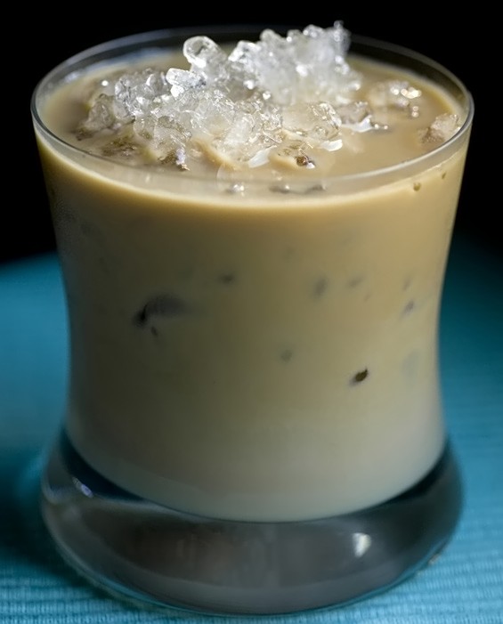 Ледено лате од карамела (Iced Caramel Latte)