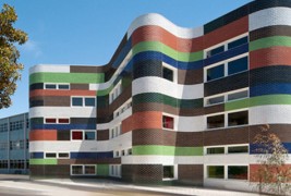 Кој не би сакал да учи во вакво училиште?