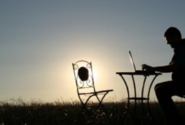 Не ви е доволно работното време?