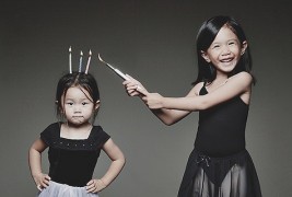 Татко кој прави креативни фотографии од своите деца