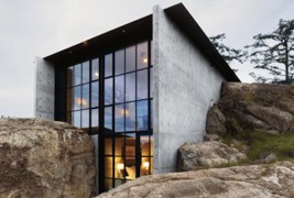 Прекрасна куќа сместена во карпа