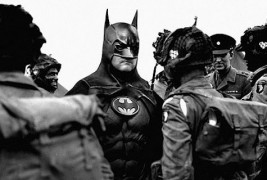 Супер херои во стари воени фотографии