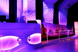 Ноќен клуб инспириран од ледените пештери