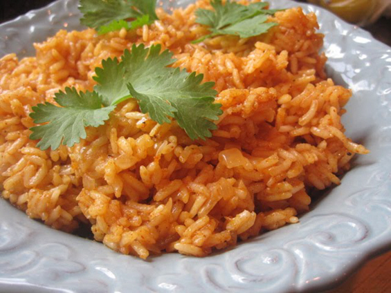 (12) Божиќните трпези ширум светот Божиќните трпези ширум светот