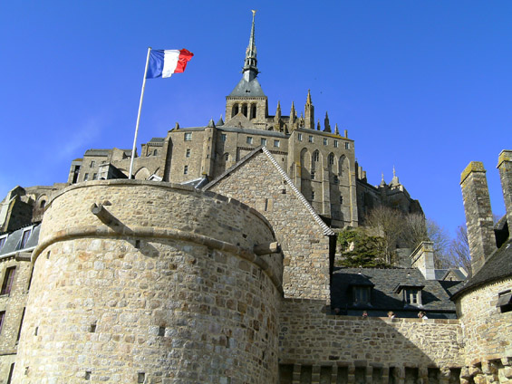 (17) Мон Сен Мишел – град среде море Мон Сен Мишел – град среде море