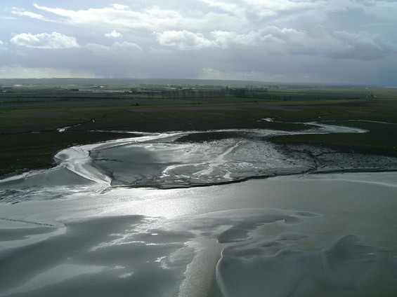 (22) Мон Сен Мишел – град среде море Мон Сен Мишел – град среде море