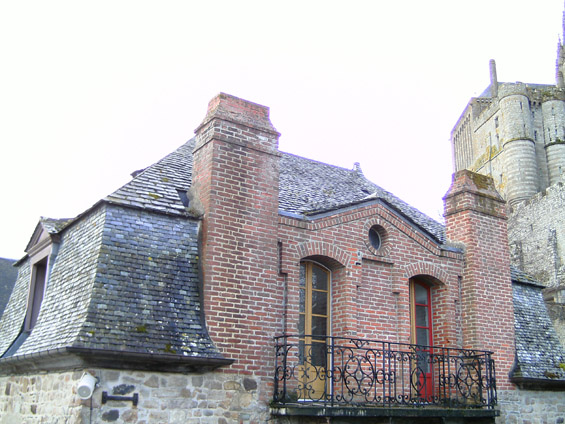 (24) Мон Сен Мишел – град среде море Мон Сен Мишел – град среде море