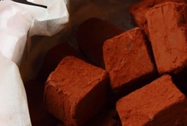 Жешки чоколадни камчиња