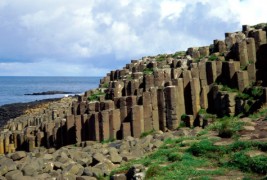 Џиновската патека - неоткриена ирска убавина