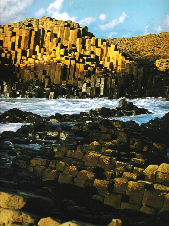 Џиновската патека - неоткриена ирска убавина