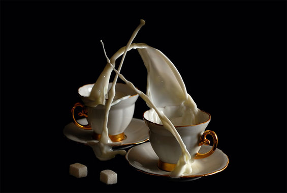 (2) Млеко заробено во времето Млеко заробено во времето