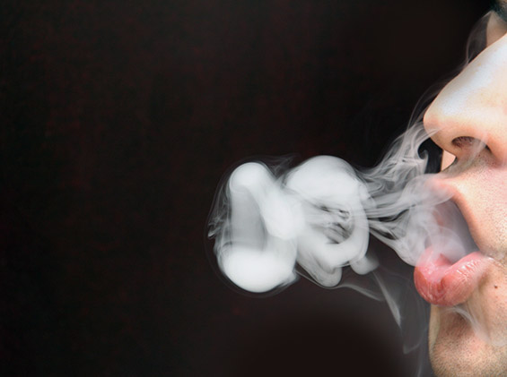 10 причини зошто е тешко да сакате пушач