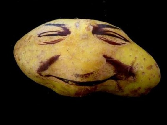 портрети на компири