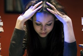 Како да ја „преживеете“ испитната сесија?