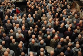 Кукли на пумпање „глумат“ толпа народ во филмовите