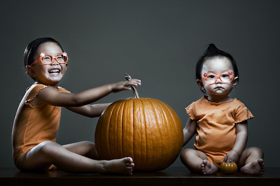 Фотограф ги претвора неговите ќеркички во слатко парче уметност