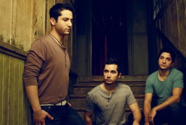 Препеви на познати песни, кои ќе ви ги разбудат емоциите