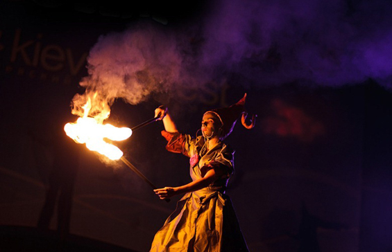 Фестивалот на огинот во Киев