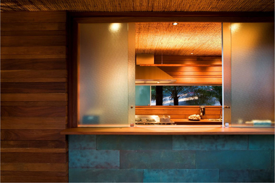 Раскошна куќа во облик на лист