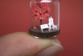 Малечок свет кој го собира во тегличка