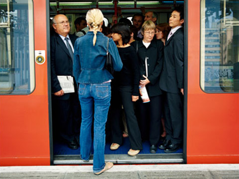 10 златни правила за возење во јавен превоз