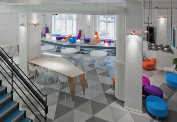 Колоритните канцеларии на „Скајп“ во Шведска