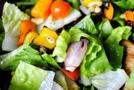 Градинарска салата на скара