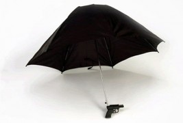 14 чадори поради кои ќе го засакате дождот