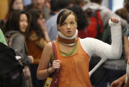 Непријатно засрамена (Awkward)