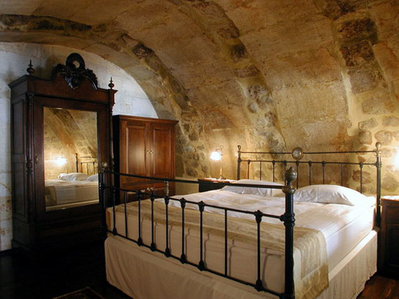 Величествениот пештерски хотел во Турција