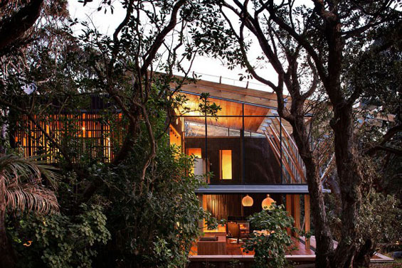 Пријатен интимен дом опколен со неверојатна природа