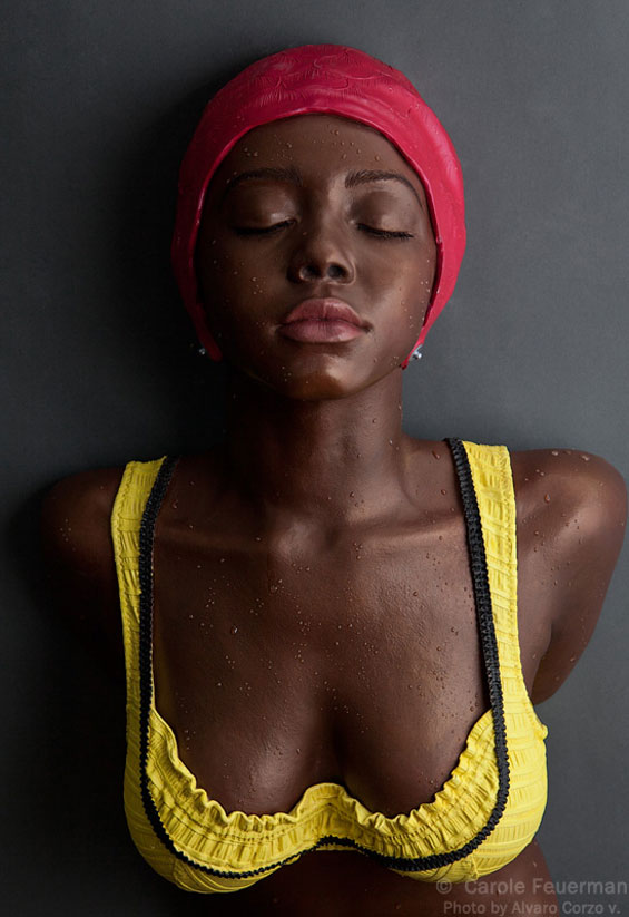 Вистински луѓе или восочни фигури?