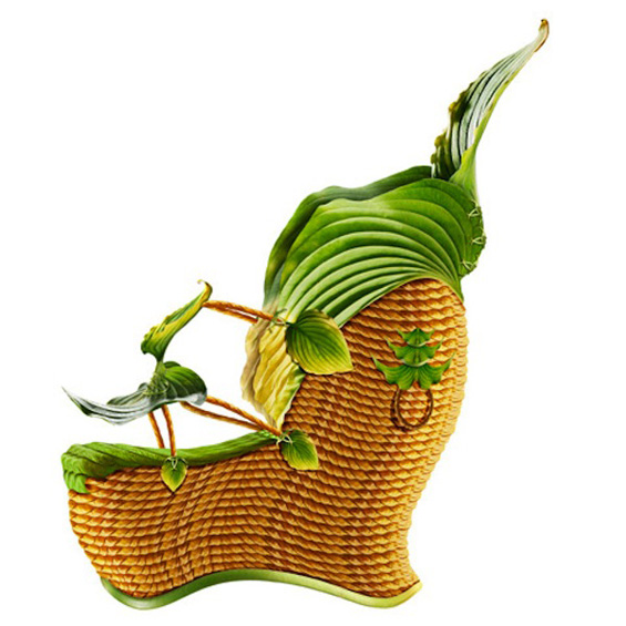 Женски чевли направени од цвеќиња