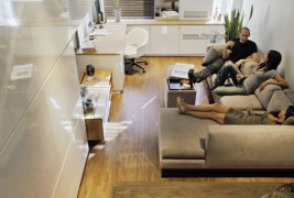 Совршен мал стан во Њујорк