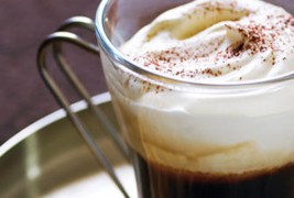 Вкусна мока во повеќе слоеви