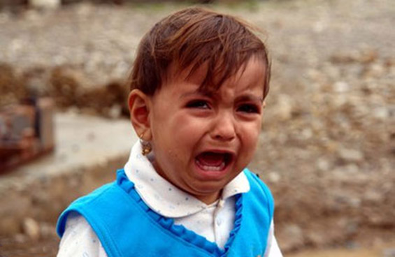 Седумгодишно девојче плаче камени солзи