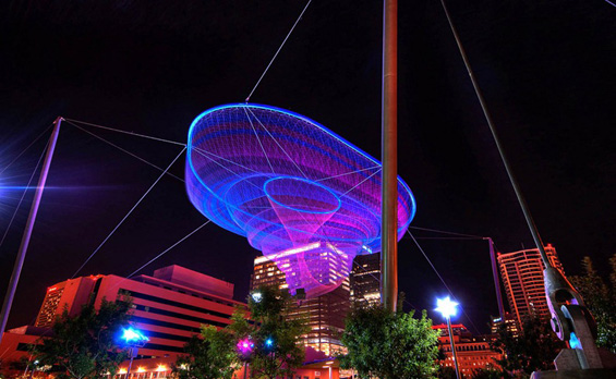 Вонземски летечки скулптури