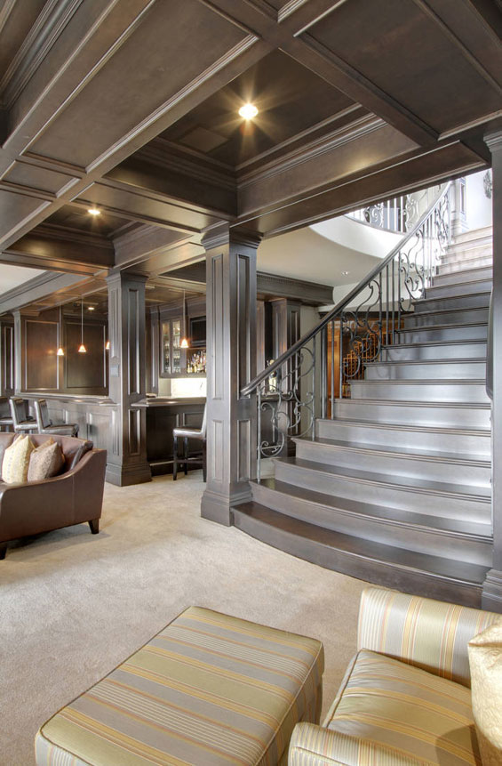 (12) Планинска палата во Канада Планинска палата во Канада