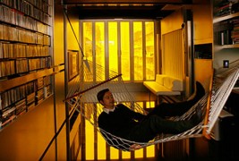 Апартман од 32 квадратни метри со 24 соби