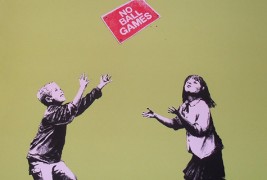 Синџир хотели во Австралија ги предизвикува гостите да украдат уметничко дело