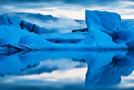 Авантурист направил фотографии во ледена пештера на -120° C