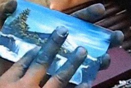 Чилеанец слика уметнички дела за минута и пол