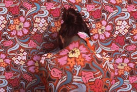 Автопортрети слеани со позадината