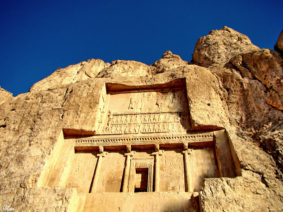 Гробниците на персиските фараони