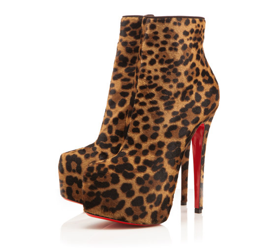 (4) Чевлите на Кристијан Лубутен - сон на секоја жена Чевлите на Кристијан Лубутен - сон на секоја жена