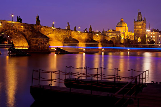 Зошто Прага се нарекува „златниот град на Чешка“?